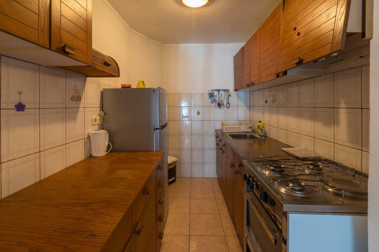 Apartment Dom Jadranovo Exterior photo